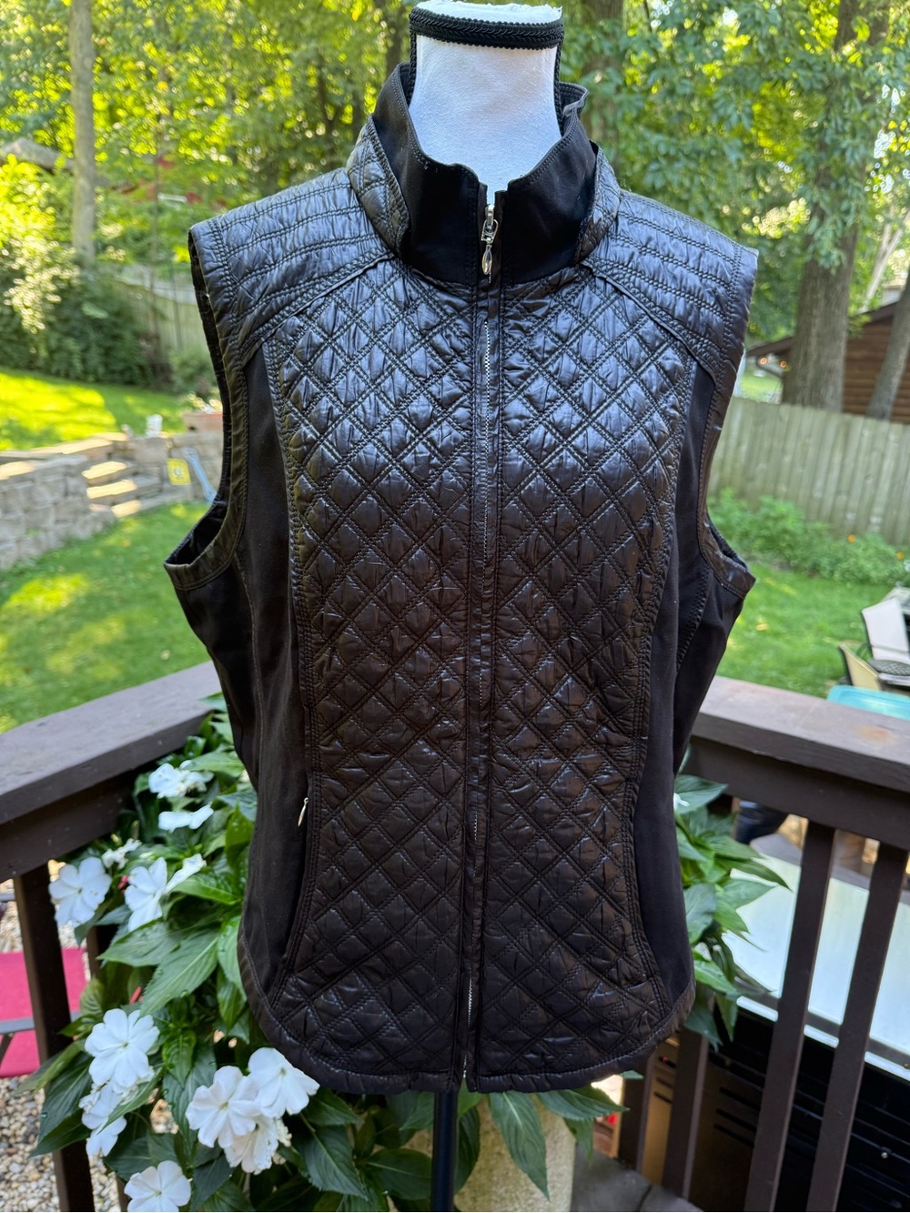 White House Black Market Women's Black Full Zip Collared Vest Mid-Length XL